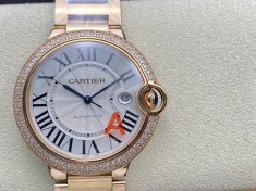 V6廠卡地亞全玫瑰雙排鑽 藍氣球 可搭載皮帶和鋼帶2824機芯42mm複刻手錶  V6廠卡地亞全玫瑰雙排鑽 藍氣球 可搭載皮帶和鋼帶2824機芯42mm複刻手錶