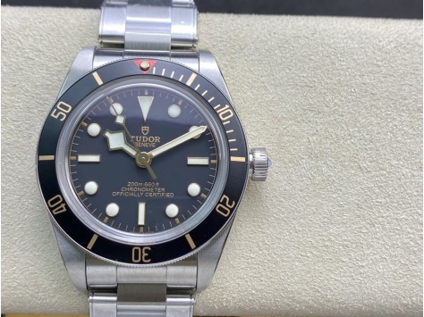 ZF廠高仿帝陀碧灣系列M79030N-0001腕表2824機芯39MM複刻手錶手表  ZF廠高仿帝陀碧灣系列M79030N-0001腕表2824機芯39MM複刻手錶手表