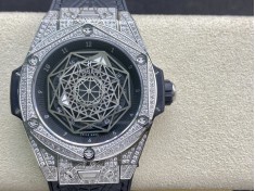 HB全新“豪華版”恒寶 宇舶Big Bang 刺青滿鑽複刻手錶  HB全新“豪華版”恒寶 宇舶Big Bang 刺青滿鑽複刻手錶